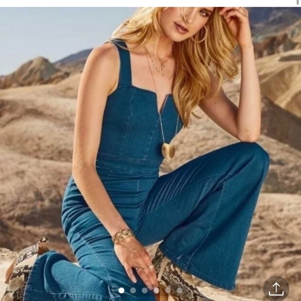 Altard State Denim Jean Jumpsuit
Pantsuit Flare Leg Keyhole
Back | Size …